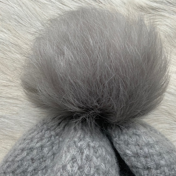 Ugg 100% Cashmere Grey Hat Aislinn Honeycomb Knit Pom Beret $125.00 - Picture 3 of 16